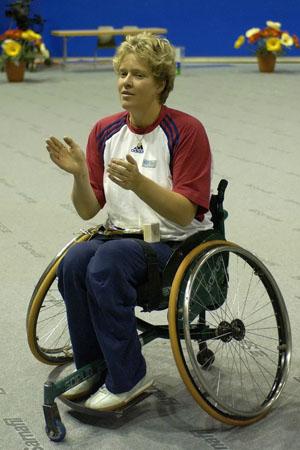 Rollstuhl SM 2003 292