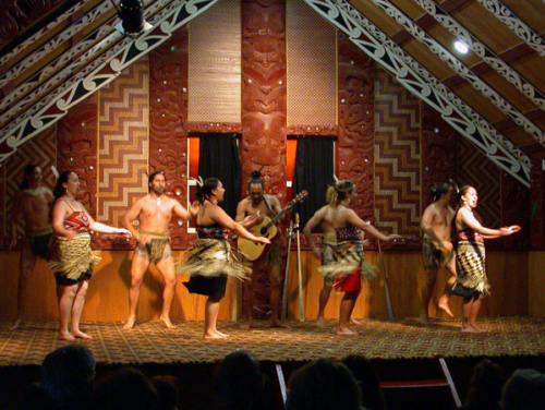 DSCN0999 - Rotorua (NZ Maori Arts  Crafts Institute)