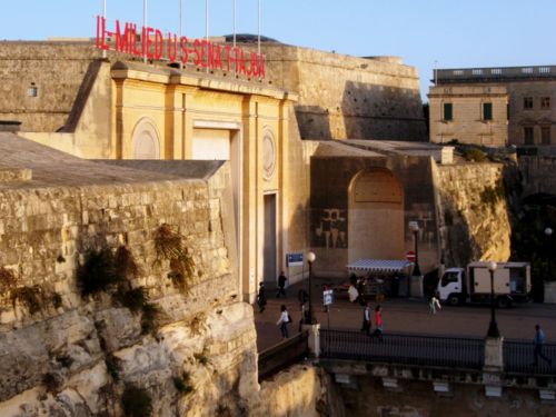 Valletta-City-Gate 001 ShiftN